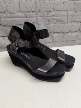 Pedro Garcia Gunmetal Black Leather Wedge Sandals size 39 US 9
